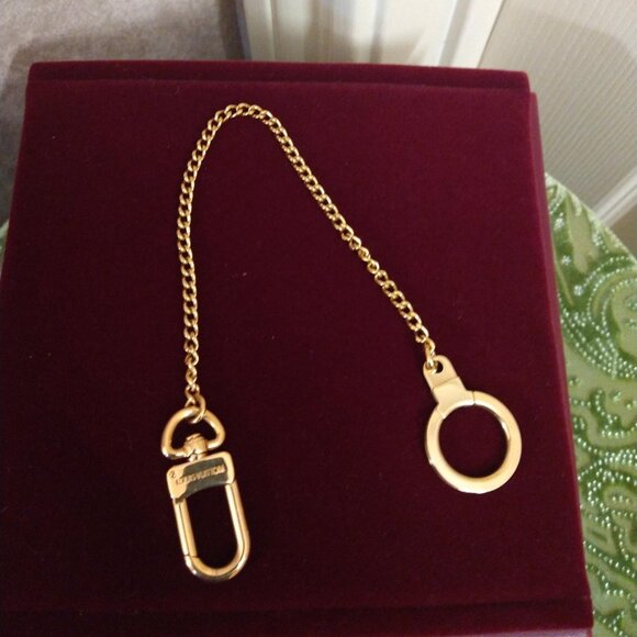 Louis Vuitton Extender Chain Gold - Picture 3 of 6